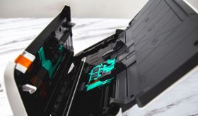 may scan hp scanjet pro 2000 s2 co ben khong – danh gia do on dinh trong moi truong van phong